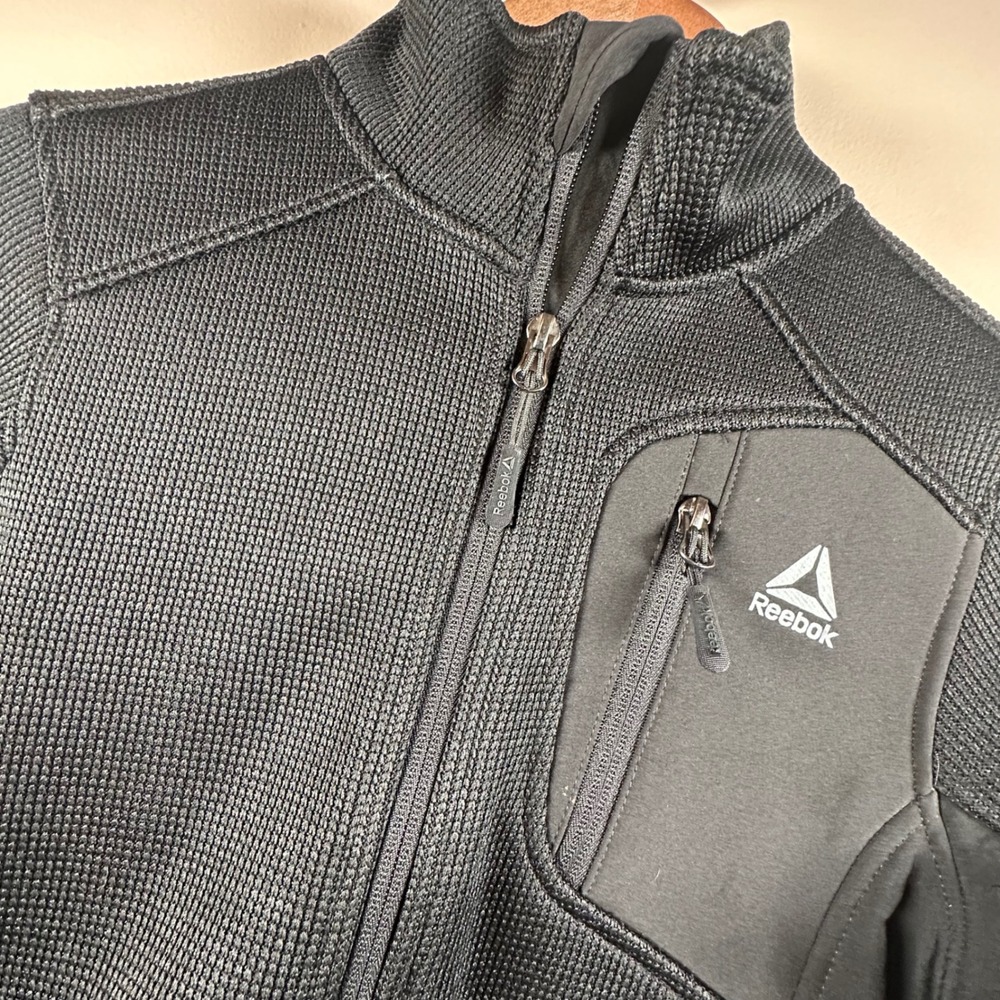 Reebok Jacket Full Zip Mock Neck‎ Black Textured Layering Boys Size 7